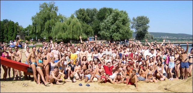 a szomszéd klánja a szomszéd klánja