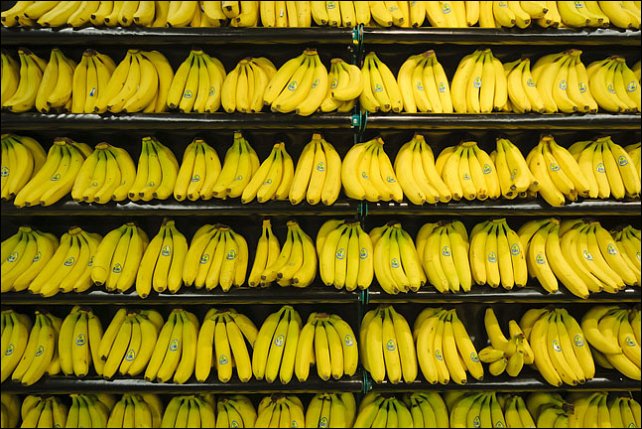 a szomszéd pultja a szomszéd pultja